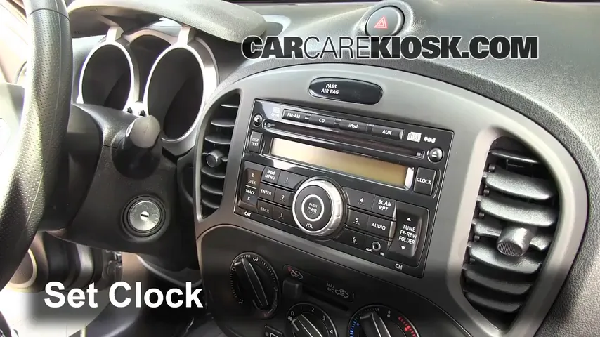 2012 Nissan Juke S 1.6L 4 Cyl. Turbo Horloge Régler l'horloge